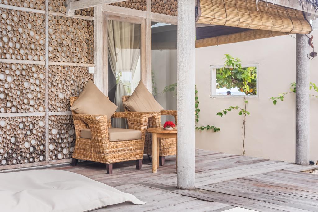 Avia Villa Resort Gili Meno Extérieur photo