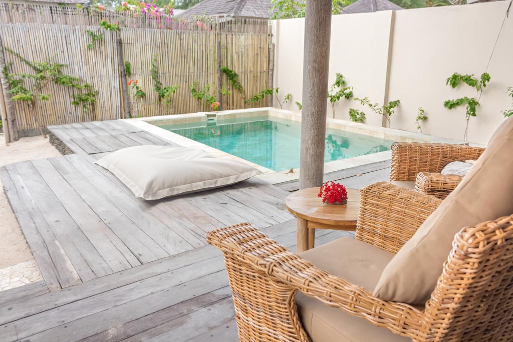 Avia Villa Resort Gili Meno Extérieur photo