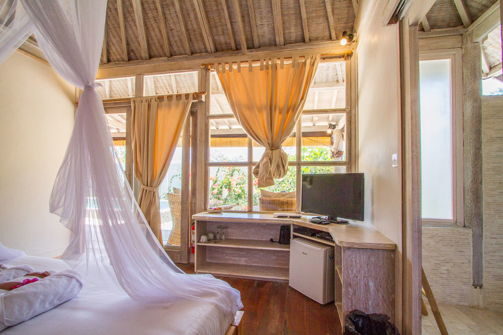 Avia Villa Resort Gili Meno Extérieur photo