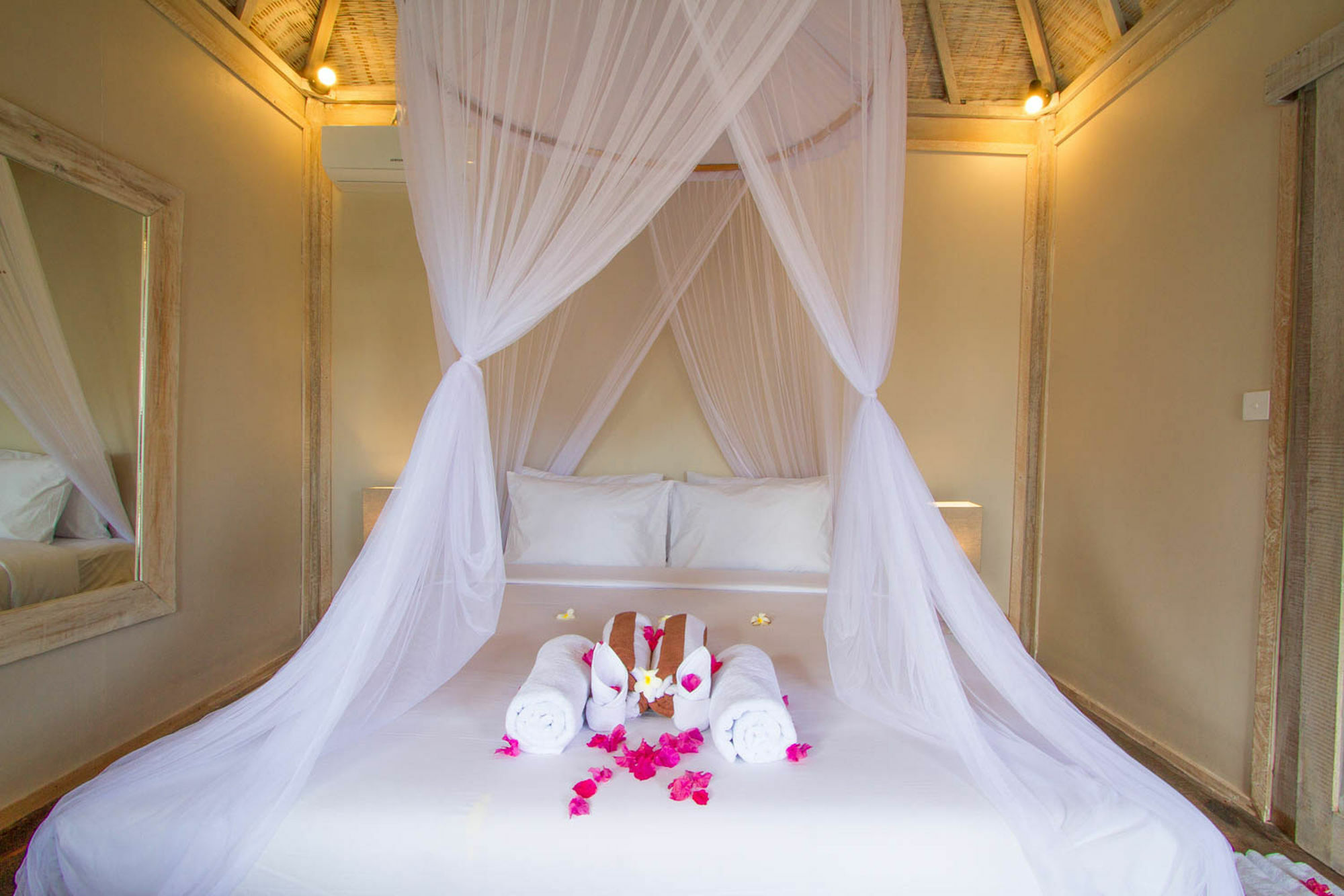 Avia Villa Resort Gili Meno Extérieur photo