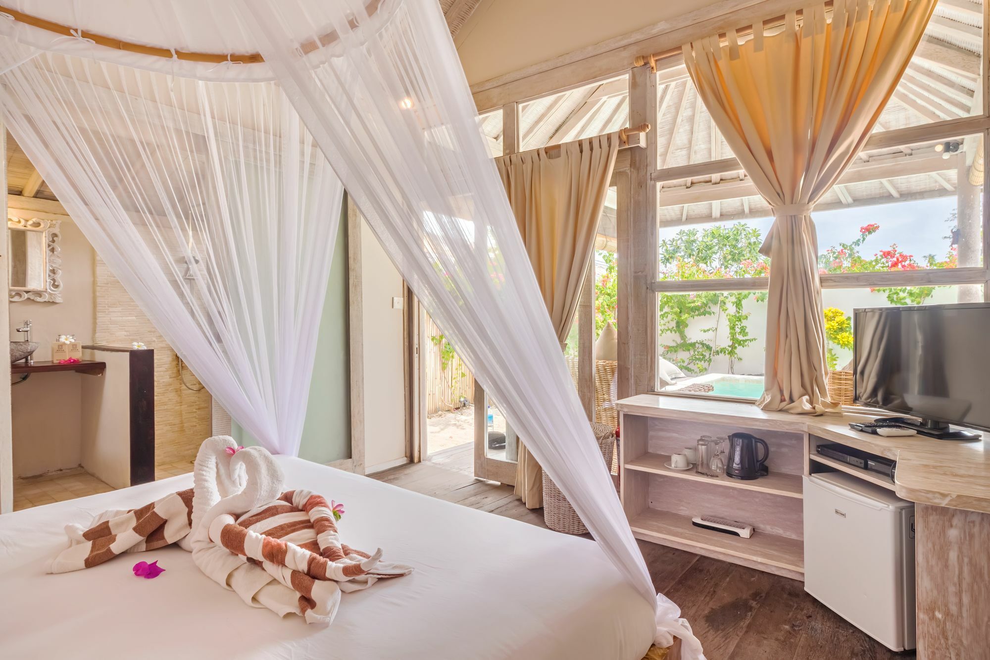 Avia Villa Resort Gili Meno Extérieur photo