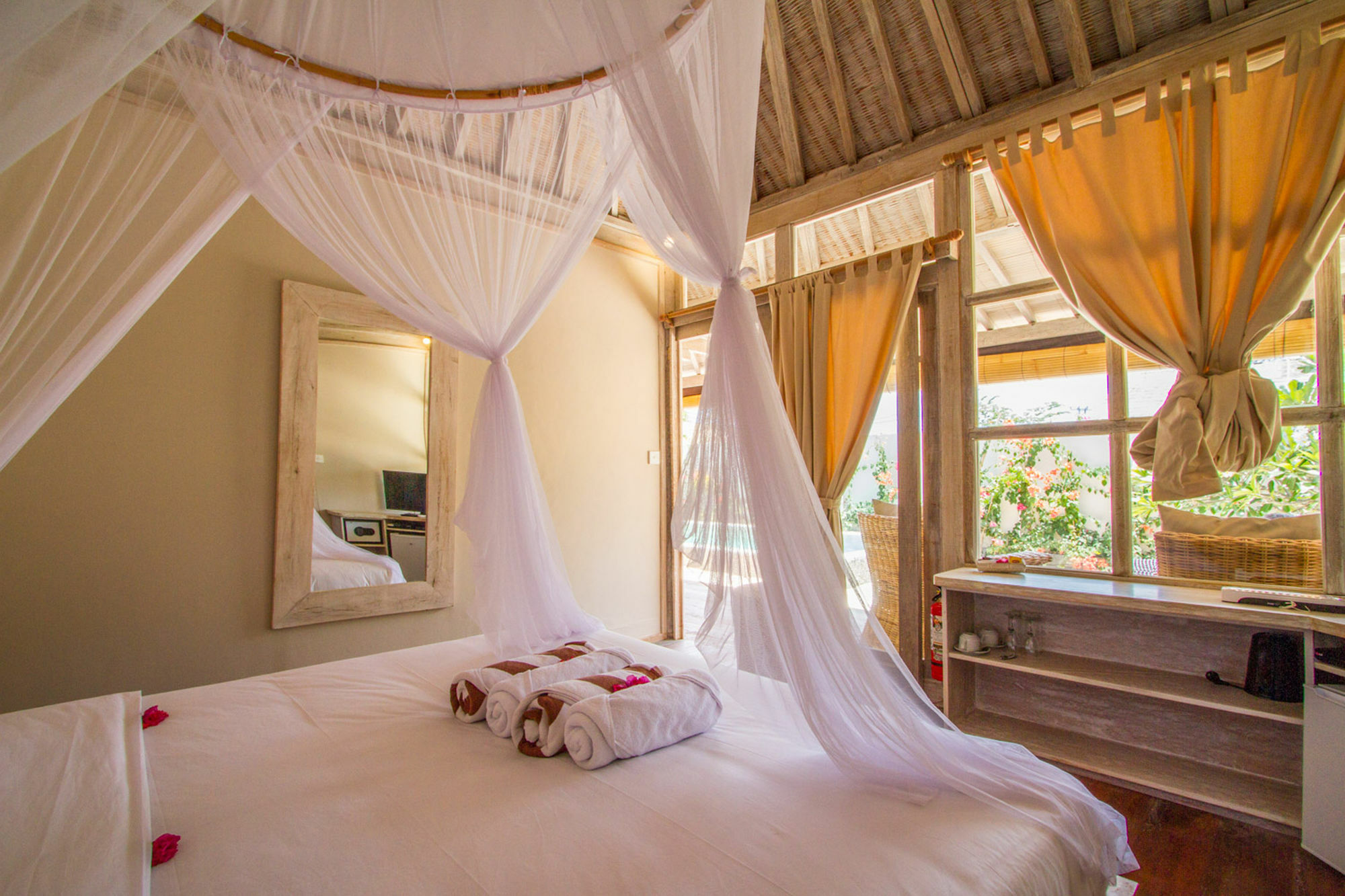 Avia Villa Resort Gili Meno Extérieur photo